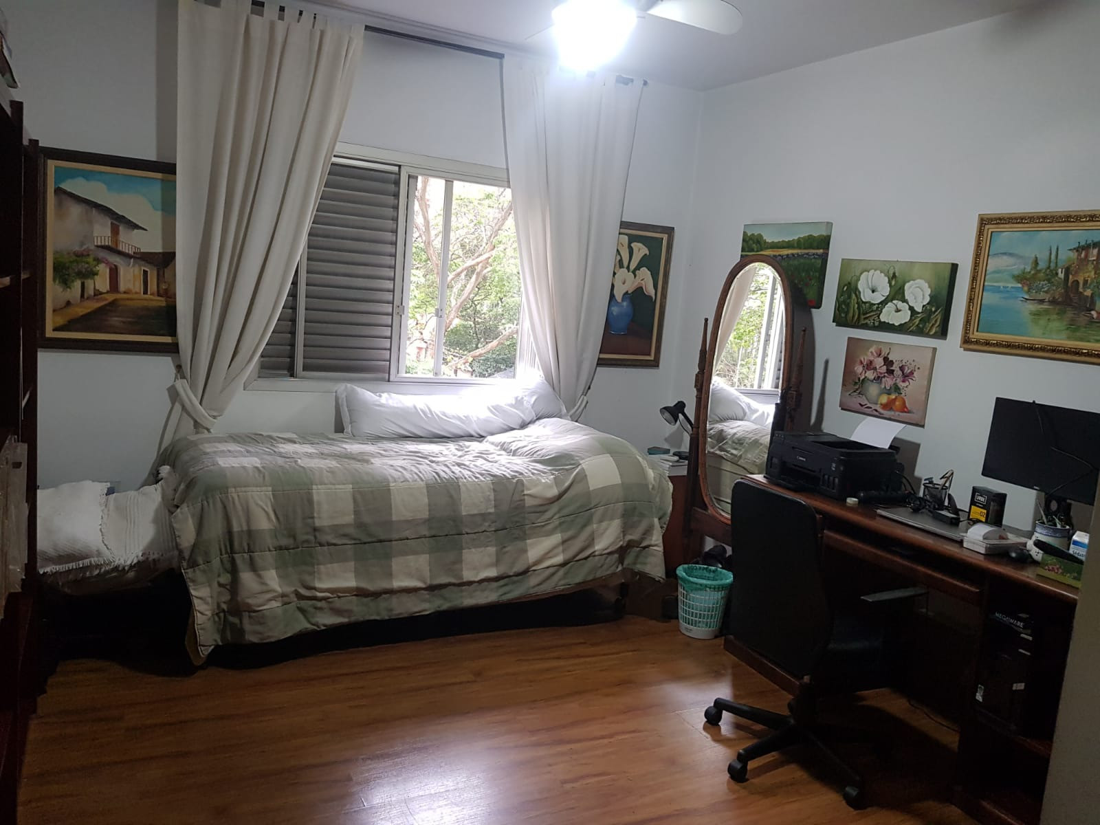 Apartamentos à venda no Edifício Mignon, Rua São Carlos do Pinhal 441, Bela Vista, São Paulo
